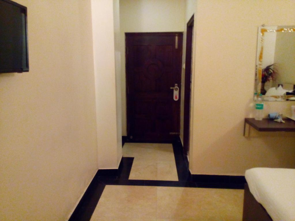 Divine Destination Hotell Varanasi Eksteriør bilde