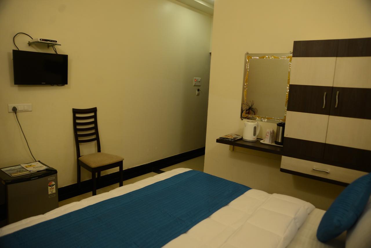 Divine Destination Hotell Varanasi Eksteriør bilde